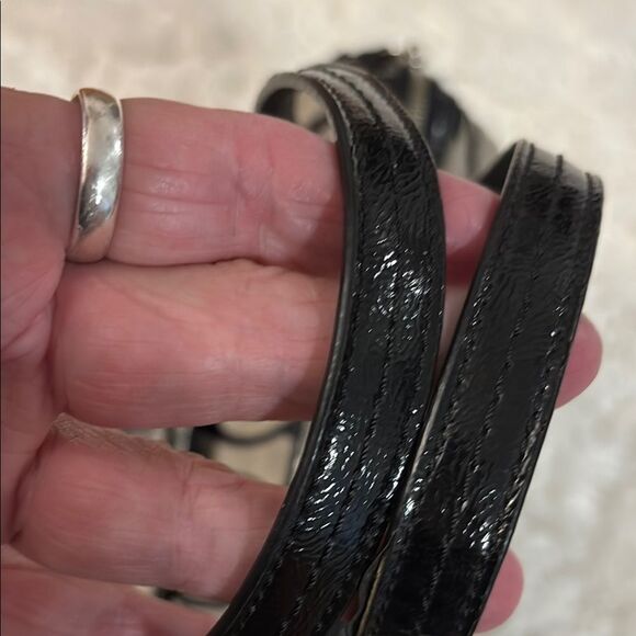 Coach Khaki Signature Striped Satchel Bag in New condition (missing long strap) - Picture 3 of 13